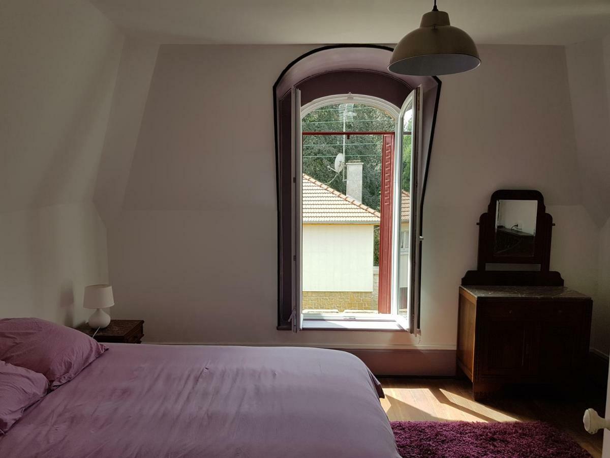 Appartement Atypique - 2 Chambres - Rue Calme Dans Centre Ville Sedan Eksteriør billede